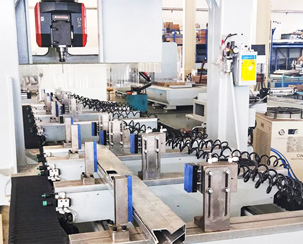 Jiangsu Chuangwei CNC Strojový nástroj Co., Ltd.